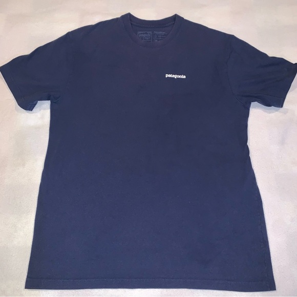Patagonia Men’s T-Shirt Navy Size Large - Picture 2 of 6